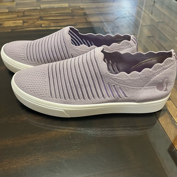 Skechers With Air-Cooled Memory Form Platform Shoes Size 9 - Picture 4 of 11